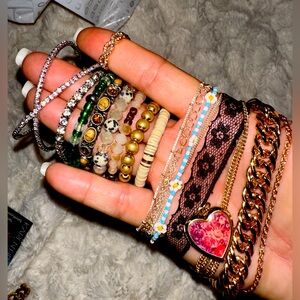 Jewelry Must-Haves to go with everything!!